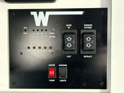 2027 Winnebago Thrive photo 24