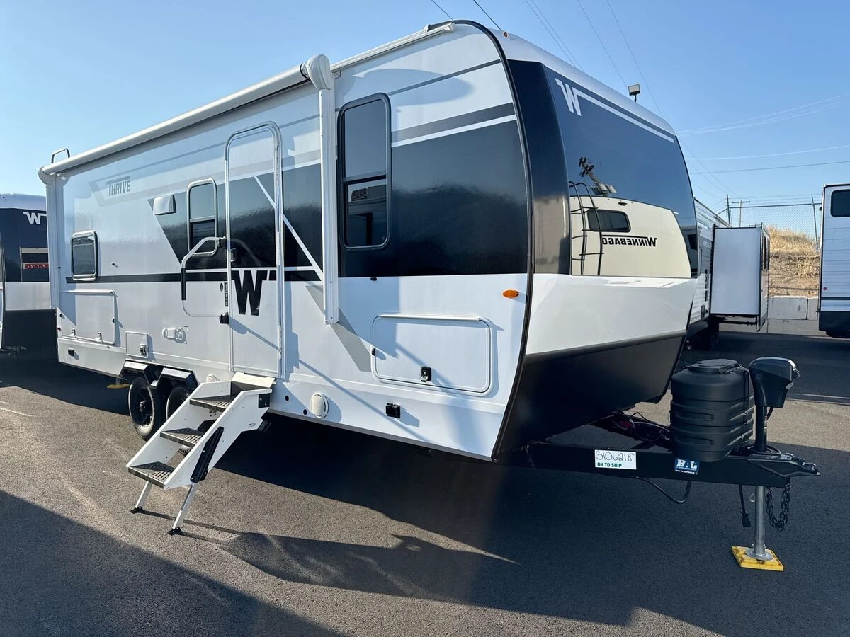 2027 Winnebago Thrive exterior
