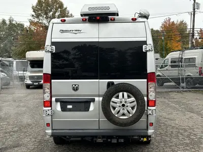 2019 Pleasure Way Lexor photo 8