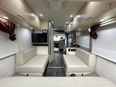 2019 Pleasure Way Lexor photo 43