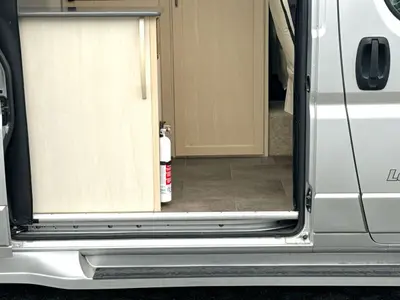 2019 Pleasure Way Lexor photo 19