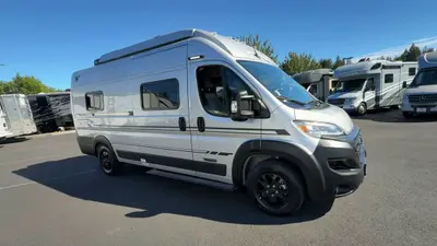 2027 Winnebago Solis photo 6