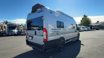 2027 Winnebago Solis photo 4