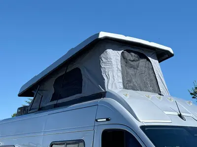 2027 Winnebago Solis photo 34