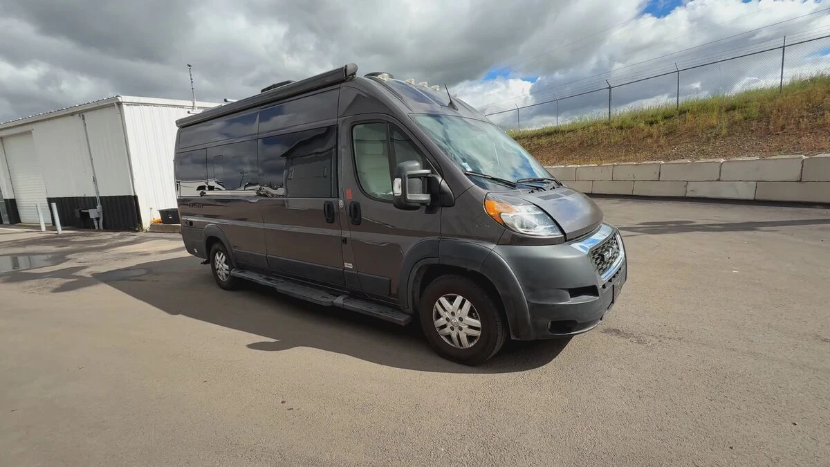 2023 Thor Motor Coach Tellaro exterior