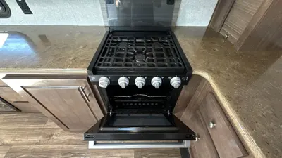 2021 Northwood MFG Arctic Fox photo 25