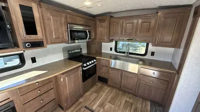 2021 Northwood MFG Arctic Fox photo 32