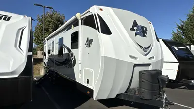 2021 Northwood MFG Arctic Fox photo 3
