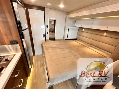2025 Winnebago Navion photo 42