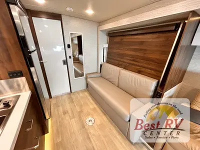 2025 Winnebago Navion photo 35