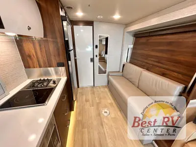 2025 Winnebago Navion photo 34