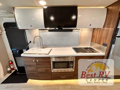 2025 Winnebago Navion photo 23