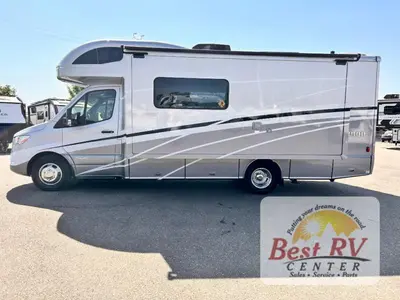 2025 Winnebago Navion photo 6