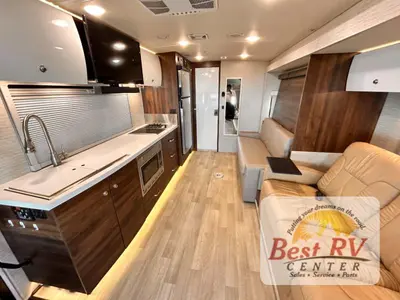 2025 Winnebago Navion photo 19