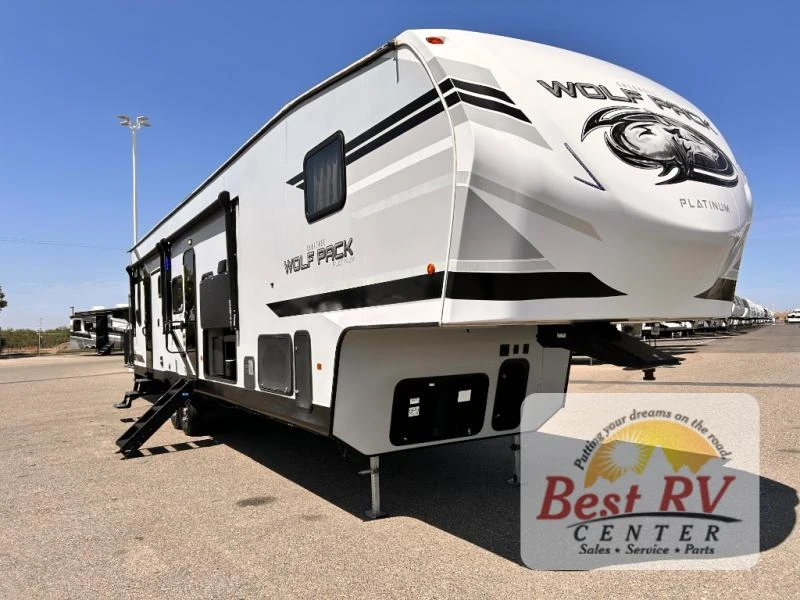2021 Forest River Cherokee Wolf Pack exterior