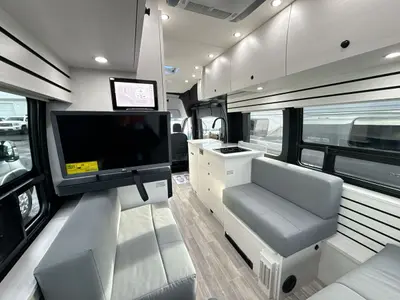 2026 Pleasure Way Ontour photo 37