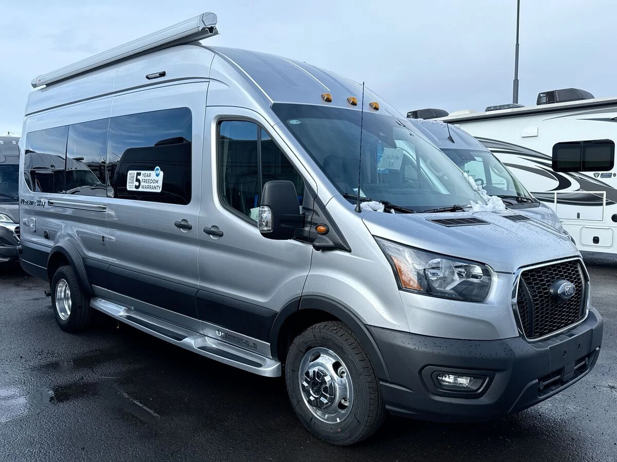 2026 Pleasure Way Ontour exterior