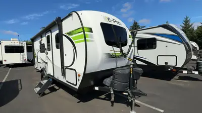 2021 Forest River Flagstaff photo 7