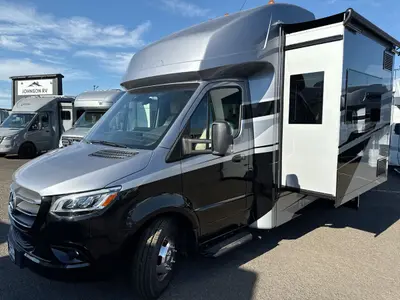 2026 Tiffin Motorhomes Wayfarer photo 5