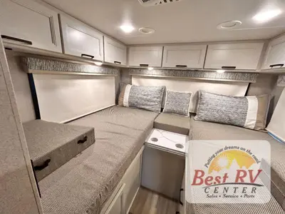 2027 Thor Motor Coach Omni Trail photo 48