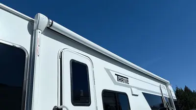 2026 Winnebago Thrive photo 15
