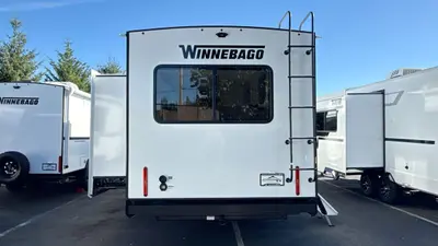 2026 Winnebago Thrive photo 8