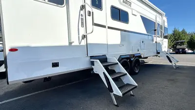 2026 Winnebago Thrive photo 18
