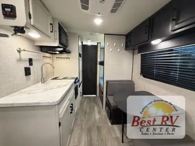 2022 Jayco Jay Flight SLX Western Baja Edition photo 19