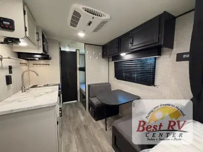 2022 Jayco Jay Flight SLX Western Baja Edition photo 13