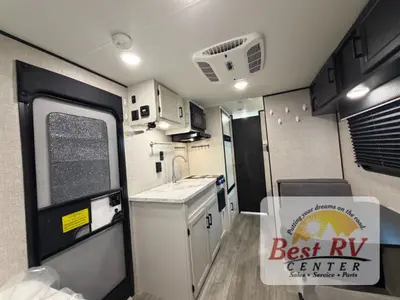 2022 Jayco Jay Flight SLX Western Baja Edition photo 16