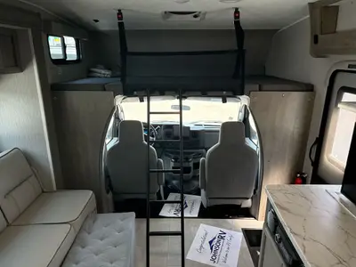 2022 Coachmen Freelander photo 23