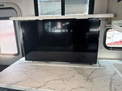 2022 Coachmen Freelander photo 9