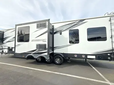 2020 Jayco Seismic photo 7