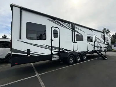 2020 Jayco Seismic photo 10