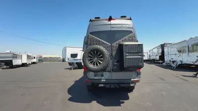 2026 Remote Vans Oasis Series photo 8