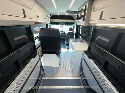 2026 Remote Vans Oasis Series photo 42