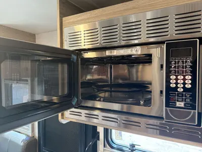 2027 Winnebago Ekko photo 20