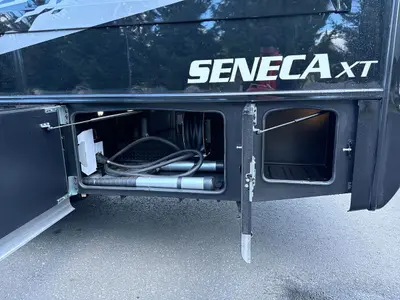 2026 Jayco Seneca photo 18
