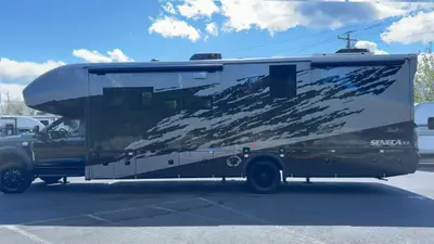 2026 Jayco Seneca photo 9