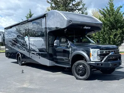 New 2026 Jayco Seneca XT 35L