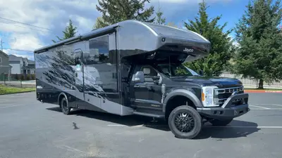 2026 Jayco Seneca photo 6