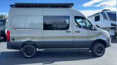 2026 Storyteller Overland Classic Mode photo 5