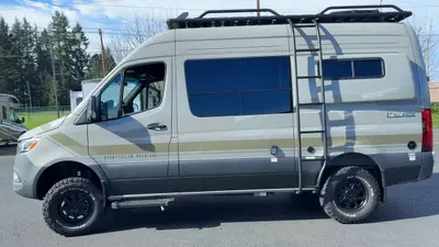 2026 Storyteller Overland Classic Mode photo 9