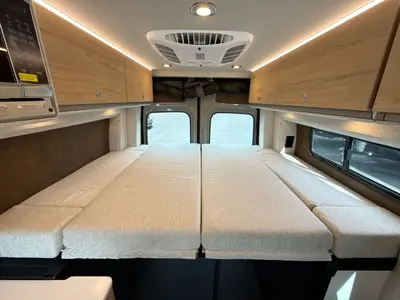 2026 Storyteller Overland Classic Mode photo 34