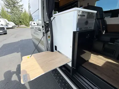 2026 Storyteller Overland Classic Mode photo 15