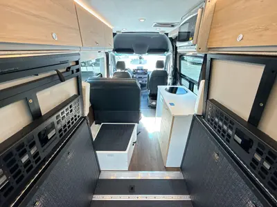 2026 Storyteller Overland Classic Mode photo 39