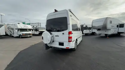 2017 Roadtrek SS Agile photo 8
