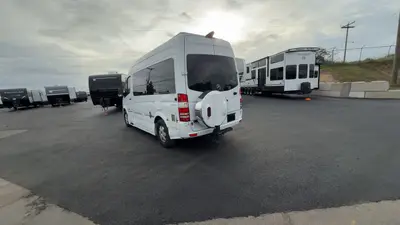 2017 Roadtrek SS Agile photo 7