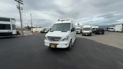 2017 Roadtrek SS Agile photo 4