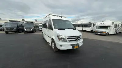 2017 Roadtrek SS Agile photo 3